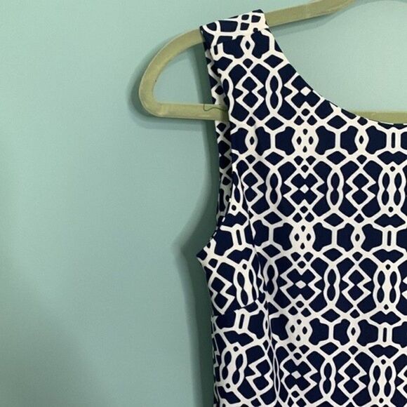 JUDE CONNALLY BETH DRESS IN LATTICE GEO NAVY - Picture 5 of 9